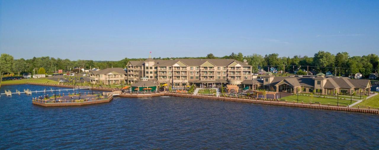 Chautauqua Harbor Hotel - Jamestown Celoron Eksteriør billede